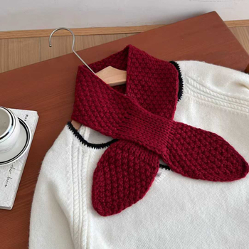 Плетена яка-шал - ръчно плетено, държи топло, полиестер, Зимна колекция 2025