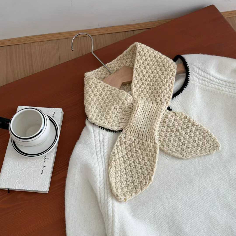 Плетена яка-шал - ръчно плетено, държи топло, полиестер, Зимна колекция 2025