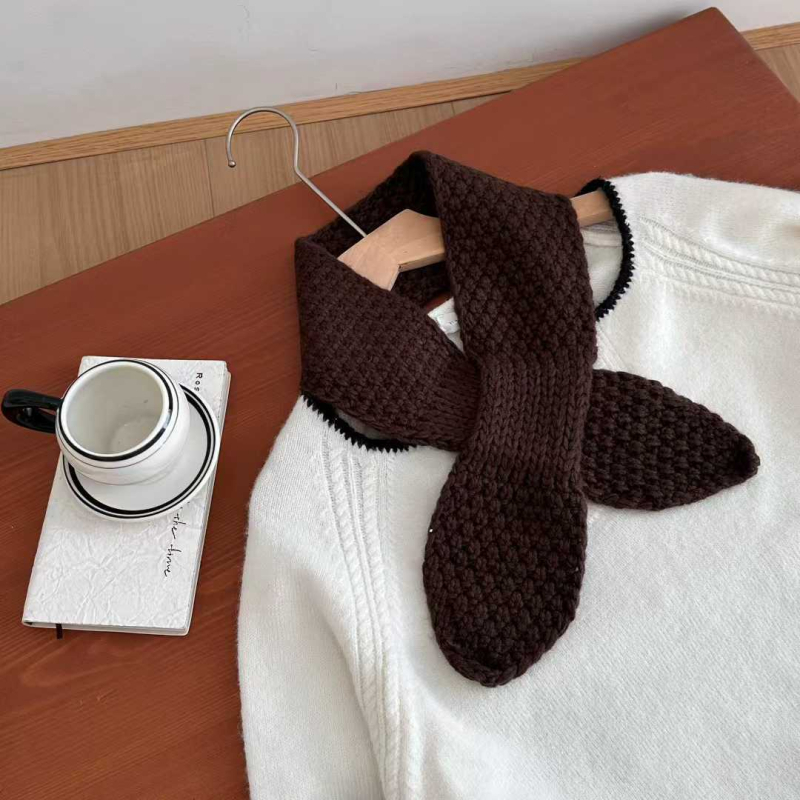 Плетена яка-шал - ръчно плетено, държи топло, полиестер, Зимна колекция 2025