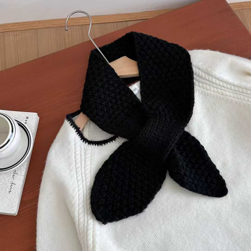 Плетена яка-шал - ръчно плетено, държи топло, полиестер, Зимна колекция 2025