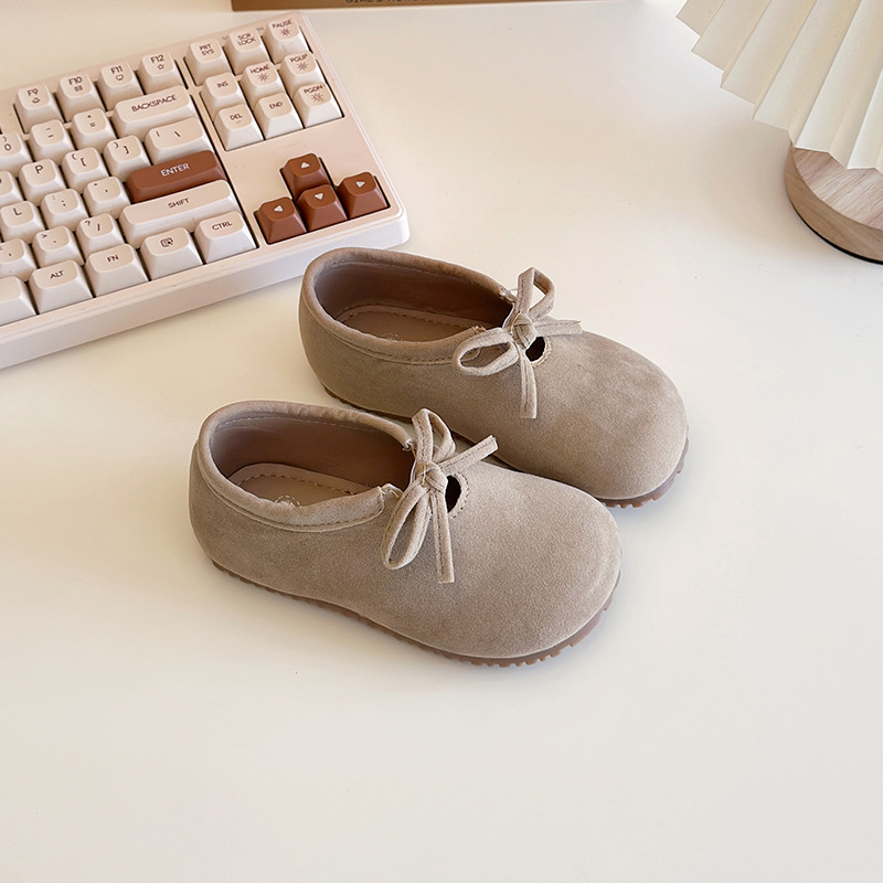 Djevojčice loafers u korejskom stilu, retro dizajn; gornji PU, đon od gume, Velcro zatvaranje, prozračne, protuklizne