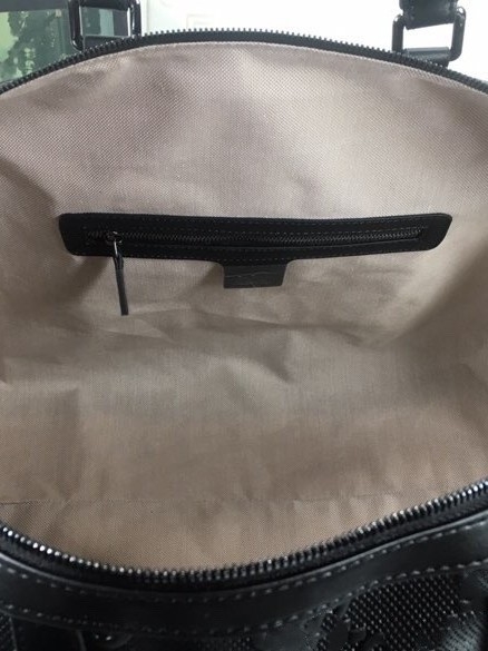 Putna crossbody torba preko ramena, velika kapaciteta 36-55L, PVC materijal, prozračna, vodootporna, izuzetno lagana, unisex.