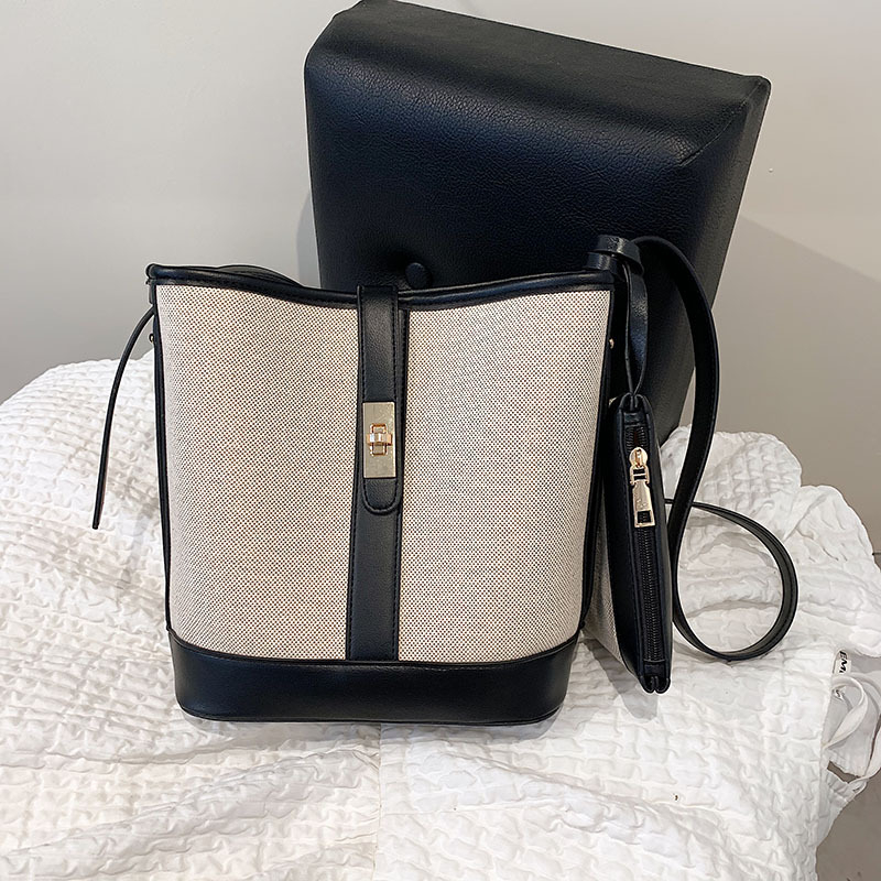 Bucket torba od PU materijala, crossbody stil, zaključavanje, podstava od poliestera, unutarnja džep za telefon