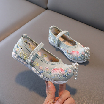 Pantofi Hanfu cu broderie pentru fete – partea superioară din mătase, căptușeală din plasă, talpă interioară din material textil, talpă din TPR, bandă elastică, stil etnic