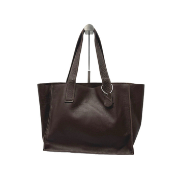 Tote torba od prave ovčje kože, otvoreni vrh, dvostruke naramenice, unutarnji džepovi za telefon i dokumente, zimska kolekcija 2025