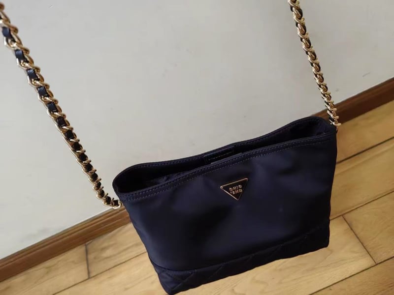 Τσαντάκι ώμου με αλυσίδα, μικρού τετράγωνου σχήματος, Oxford ύφασμα, κανβάς επένδυση, μαγνητικό κούμπωμα