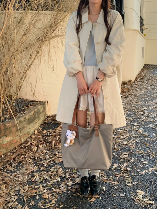 Geantă Tote spațioasă, în stil coreean, din nailon impermeabil, simplă și ușoară pentru utilizare zilnică, Toamnă 2024