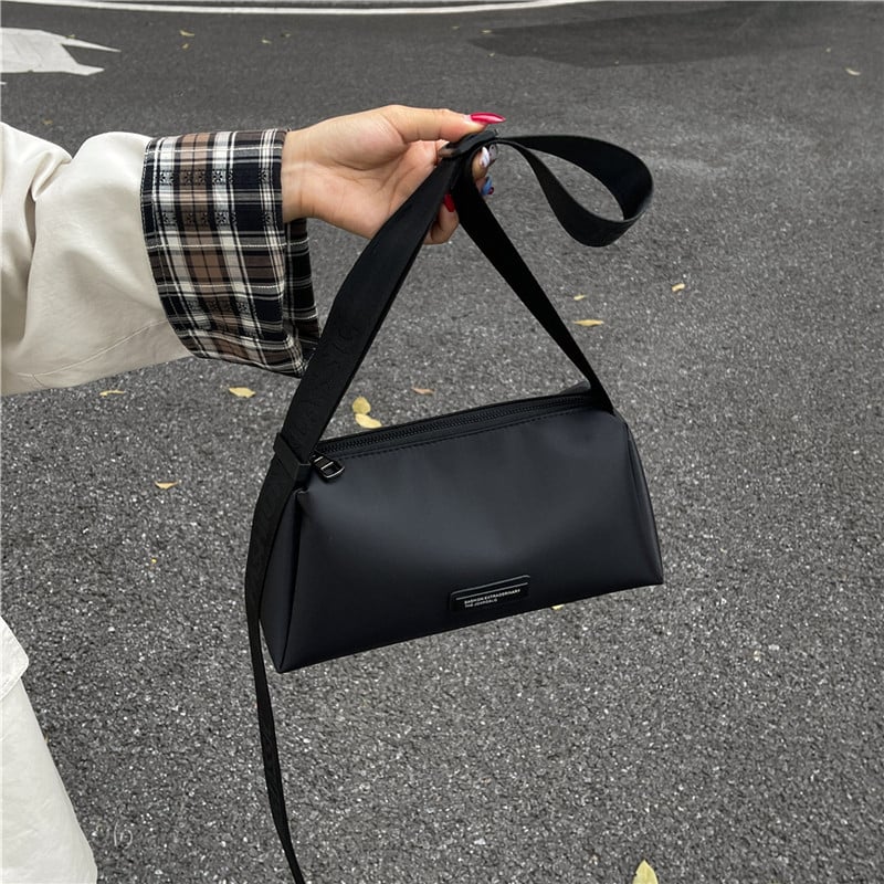 Τσάντα crossbody από Oxford ύφασμα με σχήμα μαξιλαριού - street-trend στυλ, κλείσιμο με φερμουάρ, εσωτερικό με θήκη φερμουάρ και θήκη κινητού