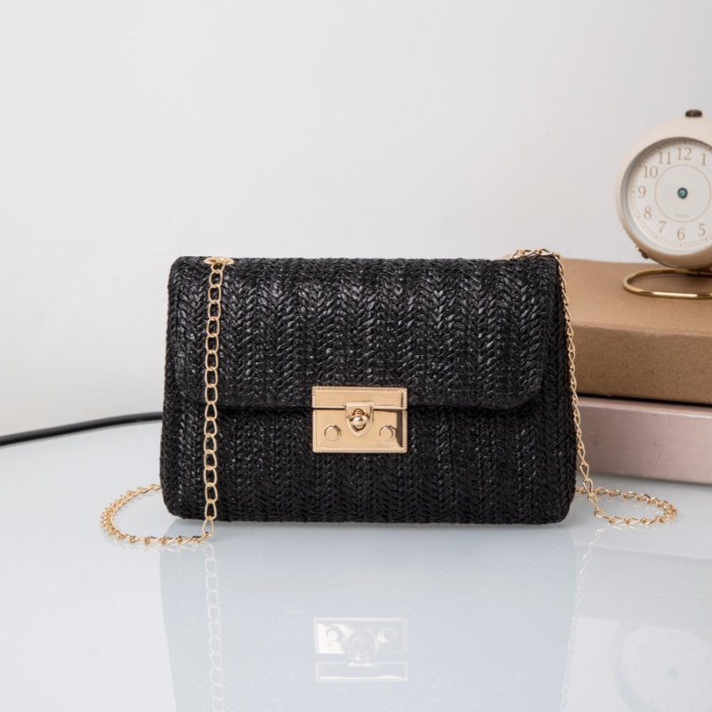 Crossbody torba od PVC-a, lančani remen, magnetska kopča, vodoravan četvrtast oblik, ljetna verzija 2024