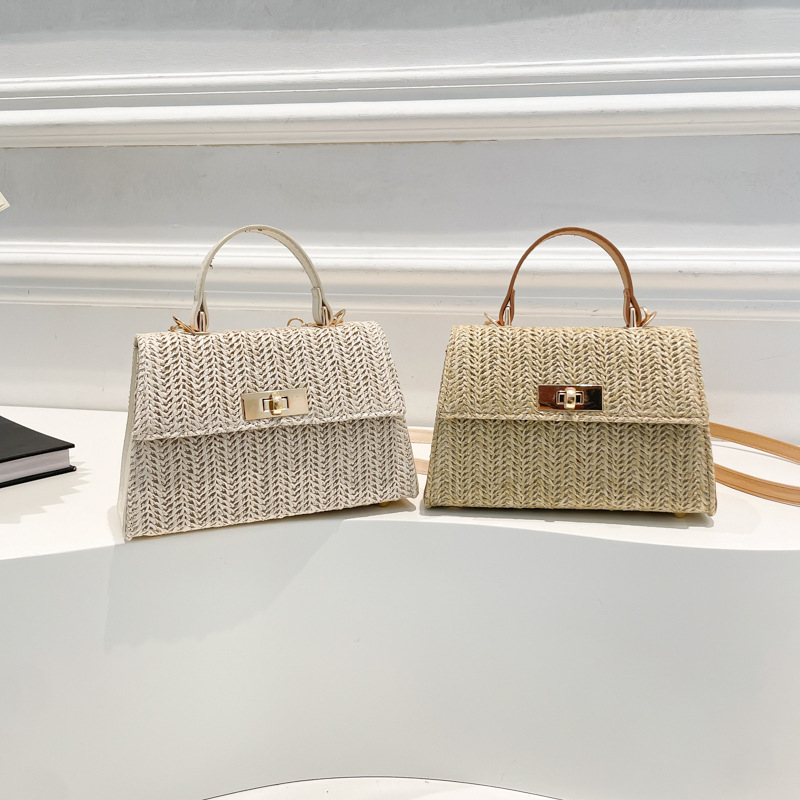 Crossbody torba od PU kože, street fashion stil, horizontalni kvadratni oblik, zaključavanje ključem, unutarnja podstava od najlona, džep sa zatvaračem, ljeto 2025 izdanje
