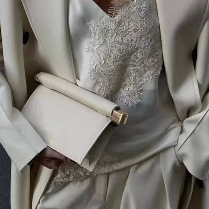Sklopiva PU clutch torba, crossbody, horizontalno kvadratni oblik, gradski jednostavan stil, otvaranje poklopcem, unutarnji džep za mobitel, proljeće 2025