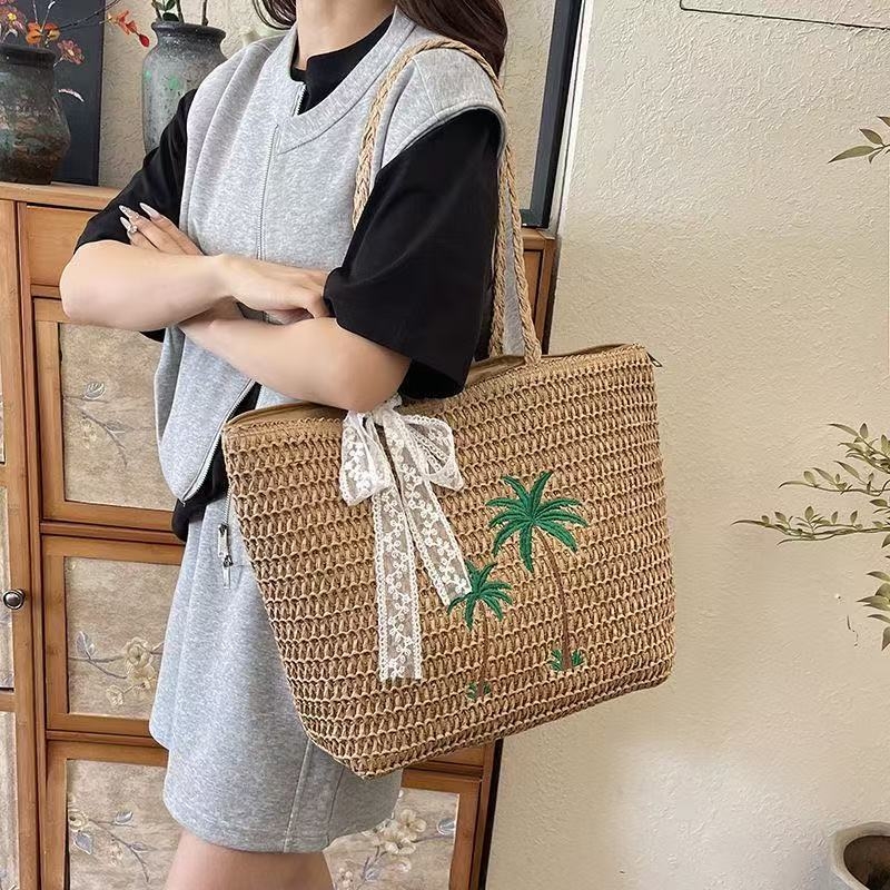 Geantă de umăr din hârtie, închidere cu fermoar, căptușeală poliester, buzunar pentru documente, primăvara 2025