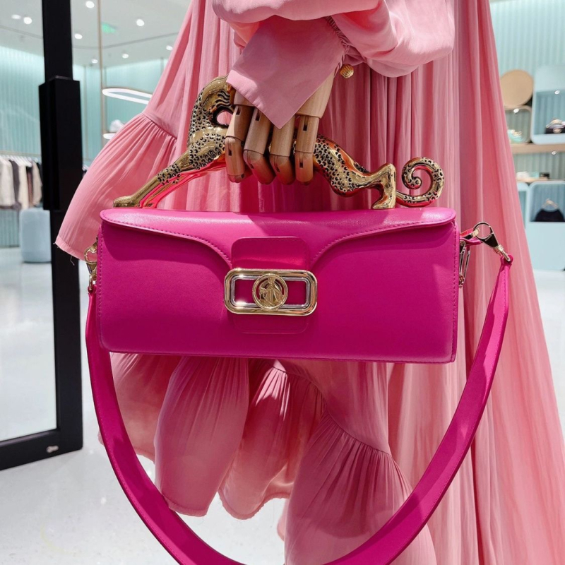 Geantă din piele naturală cu mâner leopard, formă pătrată orizontală, închidere cu capac, căptușeală din piele de miel, buzunar pentru telefon și buzunar cu fermoar în interior