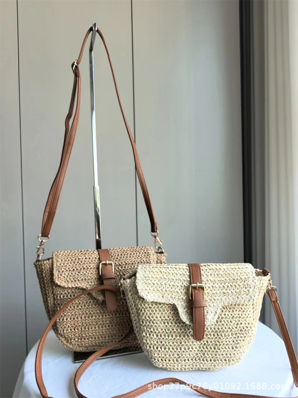 Torba od slame, tip sedlo, crossbody preko ramena, vertikalni kvadratni pleteni dizajn, zatvarač, svakodnevna plažna torba za žene