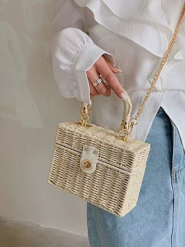 Geantă din hârtie, țesută, formă pătrată verticală, închidere cu lacăt, stil urban simplu