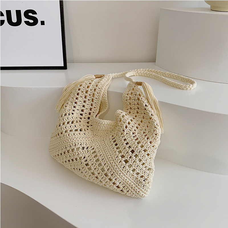 Szalma fonott tote táska – horgolt üreges mintázat, belső zsinóros zseb, friss és édes stílus, nyár 2024