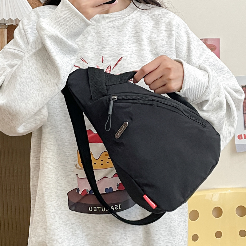 Najlonska prsna torba za muškarce i žene, crossbody stil s zatvaračem, najlonska podstava, džep za telefon, vanjski džep tipa patch