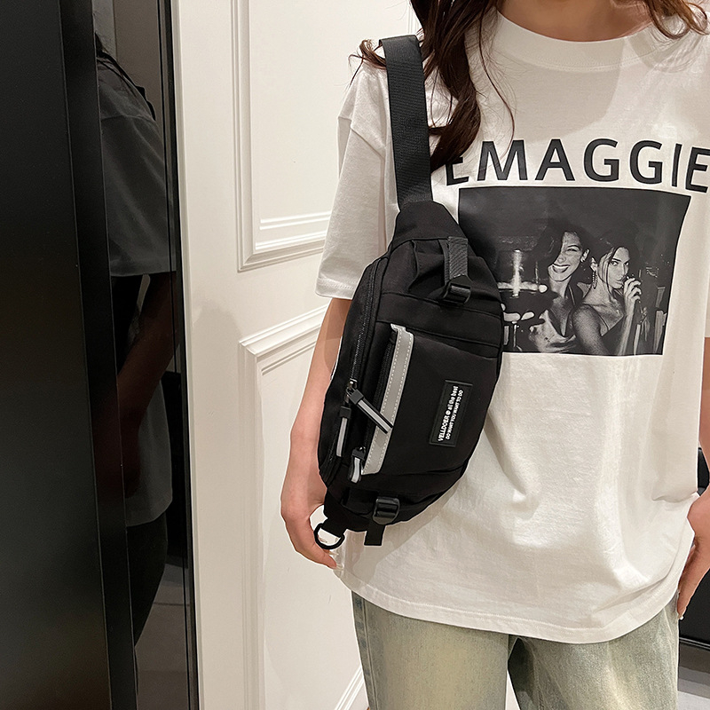 Ženska crossbody torba u Street-Trend stilu, najlon, podstava od poliestera, zatvarač, unutarnja pregrada sa zatvaračem, za slobodno vrijeme putovanja