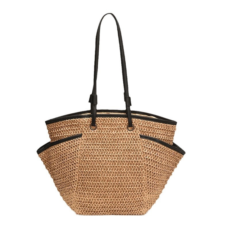 Női kosár táska, szalma anyagból, fonott strandtáska, vízszintes négyzet alakú, cipzáras záródás, belső nylon bélés, belső telefonzseb