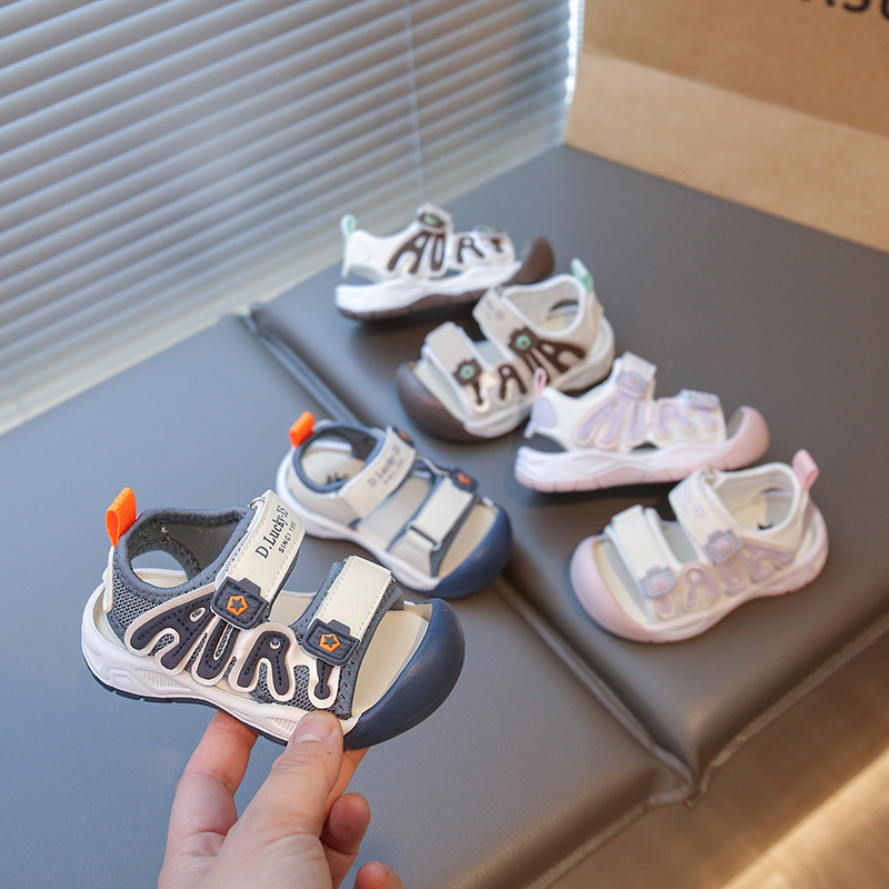 Strandcipő 1-3 éveseknek - műbőr felsőrész, Velcro-zár, gumírozott talp, Uniszex