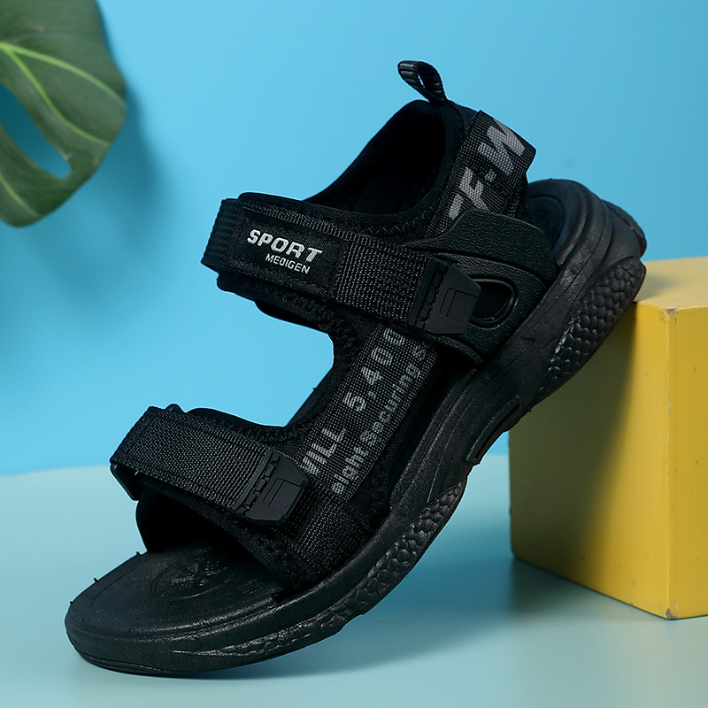 Fiúknak szánt sport szandál, nyár 2025, EVA felső és talp, Velcro zárás, csúszásmentes, ütésvédő, 4–12 éveseknek
