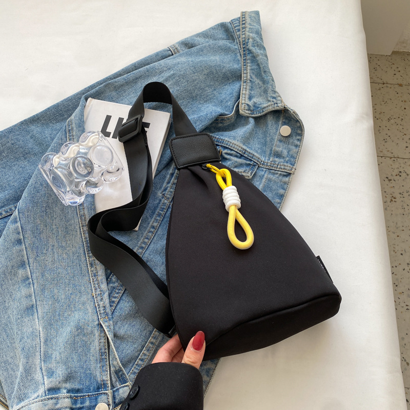 Ženska nylon messenger torba, gradski stil jednostavnost, poliesterska podstava, zatvaranje zatvaračem, 3D vanjski oblik