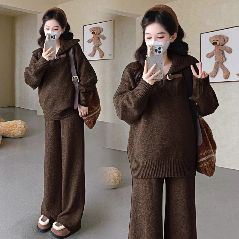 UNMUN kismama szett: kötött felső kasmírszálas gyapjúból és széles nadrág, hosszú ujjak, galléros címke, fő szövet PVC