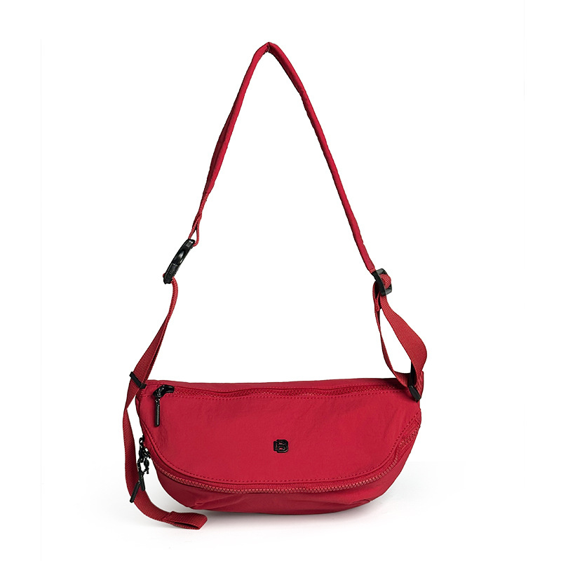 Crossbody torba s gradskim stilom, od Oxford platna, zatvaranje na zip, podstava od poliestera, unutarnja zip džep i džep s zipsom