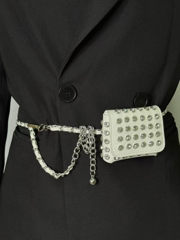 Pojasna torbica, gradski minimalizam (PU; Zima 2025; magnetsko zatvaranje; džep za telefon)