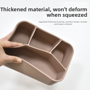 Szilikonból készült ebédes doboz négy rekesszel, mikrohullámú sütőben használható, zárható és hordozható, kapacitás 800–1000 ml