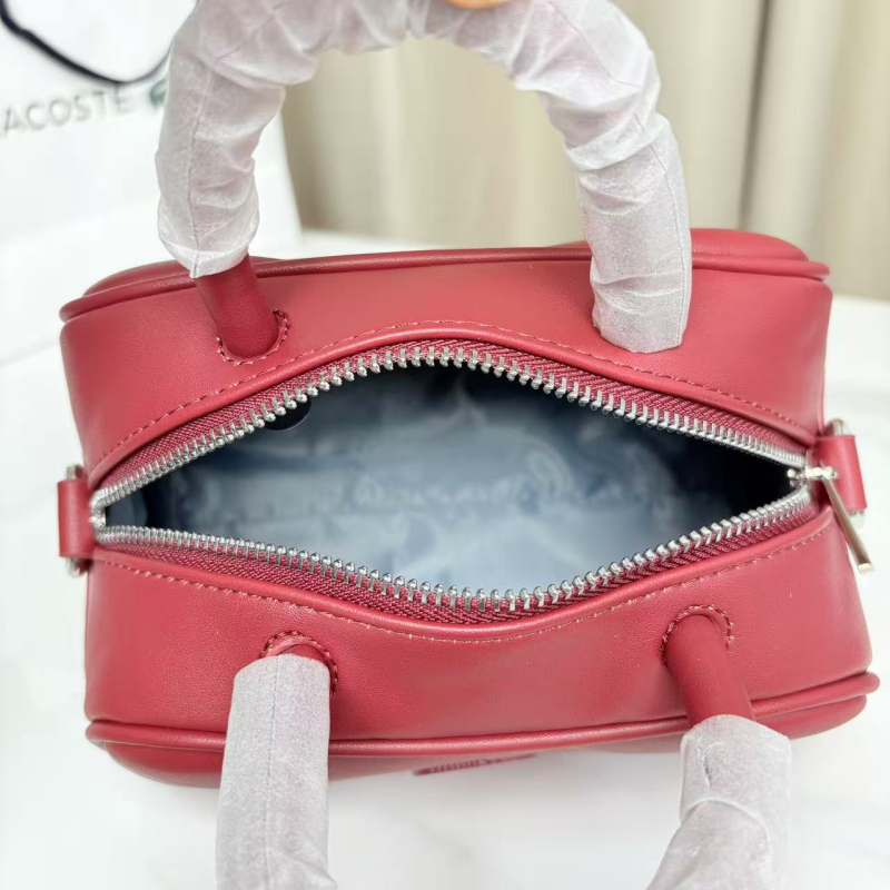 Crossbody torbica od PU za rekreacijska putovanja, sa zatvaranjem na zip i dizajnom u obliku jastuka