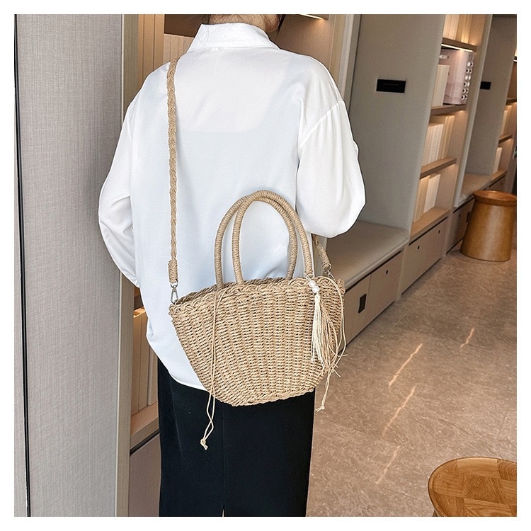 Crossbody torba od slame, oblik školjke, zatvaranje šnurnom uzicom, gradski jednostavan stil (ID pretinac)