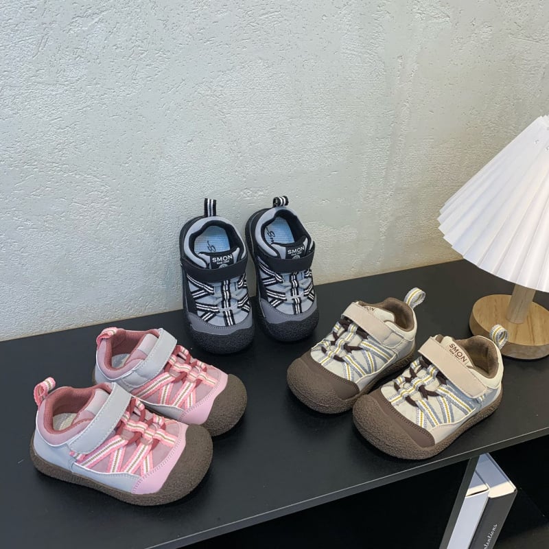 Dječje sportske tenisice, niski kroj, Velcro kopča, gornji dio od Super Fiber, protuklizna gumena potplata, unisex, proljeće–jesen