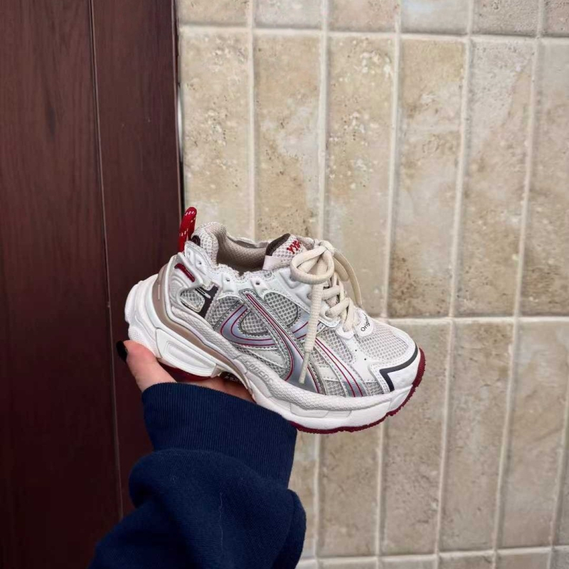 Unisex tenisice s niskim gornjim dijelom od mikrovlakana, gumena potplat, Velcro kopča, lagane, protuklizne