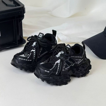 Dječje tenisice za trčanje s prozračnim gornjim dijelom od mrežice, potplata od sintetičke gume, Velcro zatvaranje, unisex, 4–12 godina, proljeće i jesen.