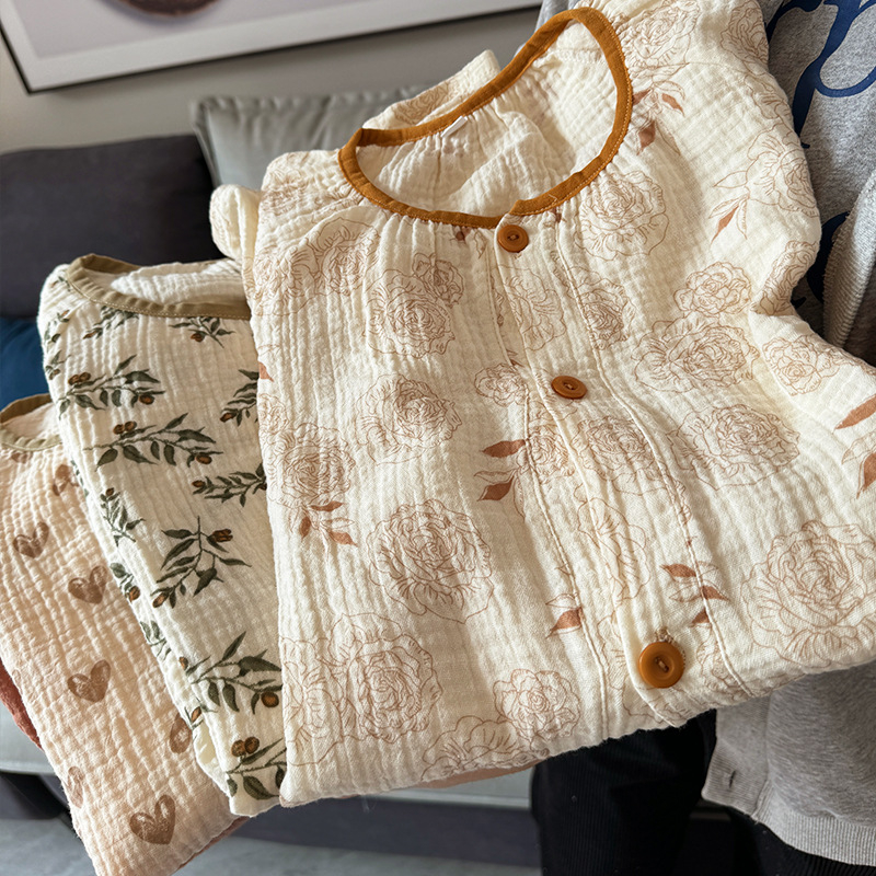 Σετ πιτζάμας από διπλό στρώμα βαμβακερού γάζας, ελαφρύ βαμβάκι, ζακέτα με στρογγυλό λαιμό, μακριά μανίκια και παντελόνια, σχεδιασμένο για έγκυες