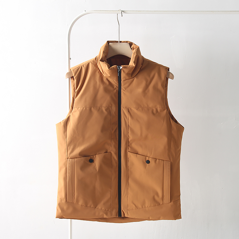 Férfi down mellény kacsa tollal, csíkos mintázat, álló gallér, dupla patentos záródás, karcsú fazon, poliészter anyag, hétköznapi viselet ősszel 2024