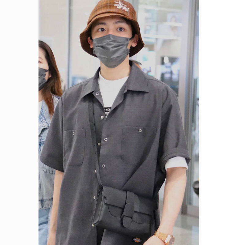 Jednoramenná taška z pravej kože, top-grain hovädzia koža, mestský štýl, magnetická spona, vrecko na telefón