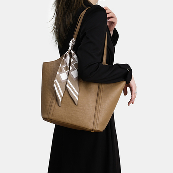 Ženska Tote torba (urban stil; PU materijal; horizontalni kvadratni oblik; zatvaranje na zip; unutarnji pretinci: džep sa zipom, džep za mobitel)