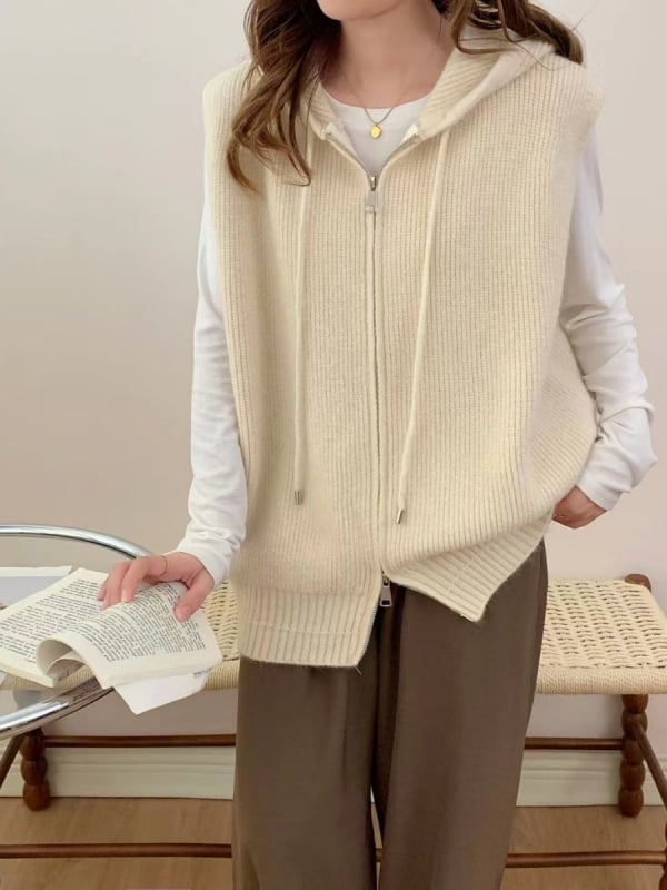 Γιλέκο με κουκούλα και φερμουάρ – χωρίς μανίκια, πλεκτό, σε χαλαρή γραμμή, κορεατικού στυλ; ύφασμα πολυεστέρα/ακρυλικό, μήκος 50–65 εκ