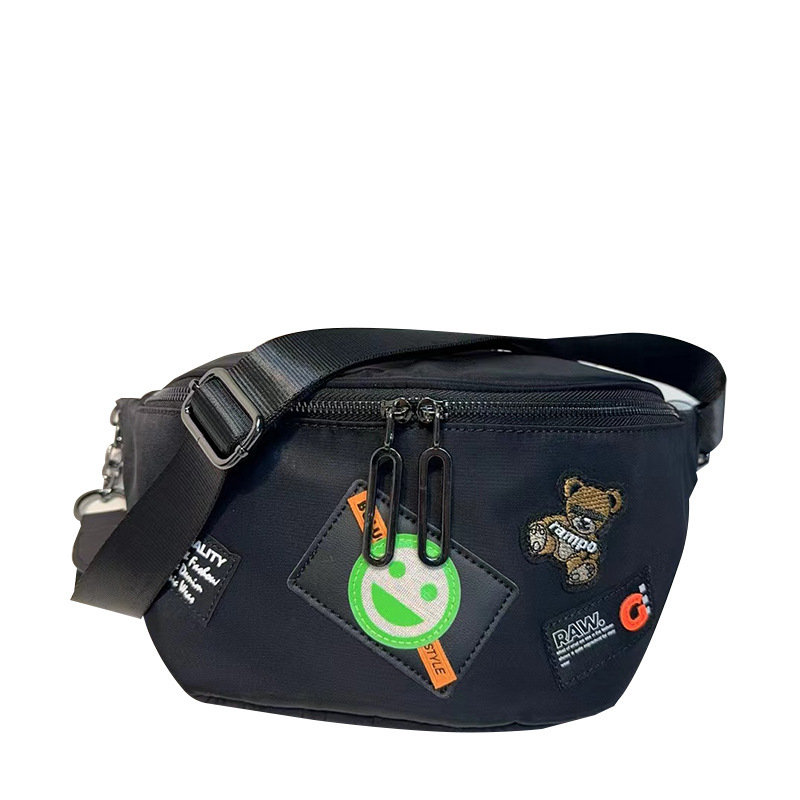 Crossbody torba od Oxford platna, gradski minimalistički stil, zatvarač, unutarnji džep sa zatvaračem i džep za telefon