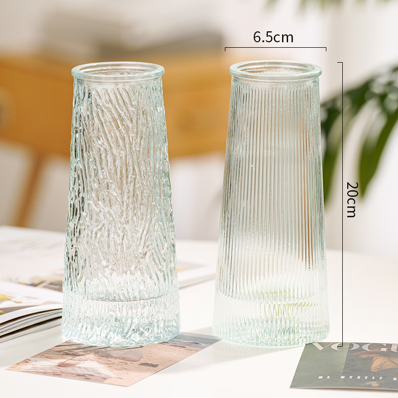 Γυάλινο βάζο Half Moon Bay με μπαμπού σε υδάτινη καλλιέργεια και κρίνο – διακόσμηση σαλονιού σε σκανδιναβικό στυλ με αποξηραμένα λουλούδια