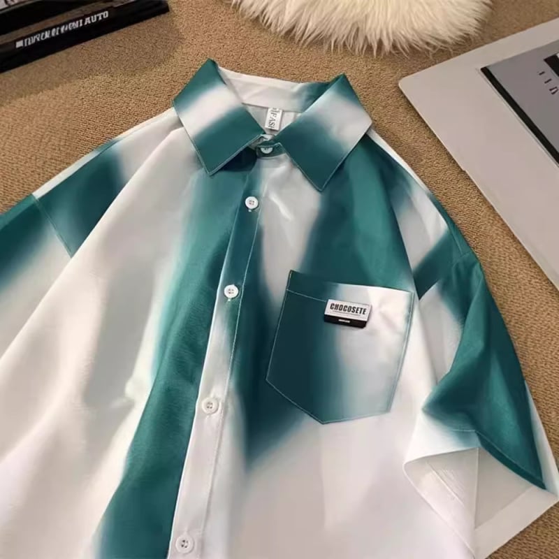 Košulja s gradijentnim tie-dye uzorkom, kratki rukavi, stojeći ovratnik, slobodan kroj, ljeto 2024