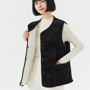 Γιλέκο από μαλλί αρνιού με επένδυση φλίς, καμουφλάζ, μπροστινά κουμπιά, στενή γραμμή, χωρίς γιακά