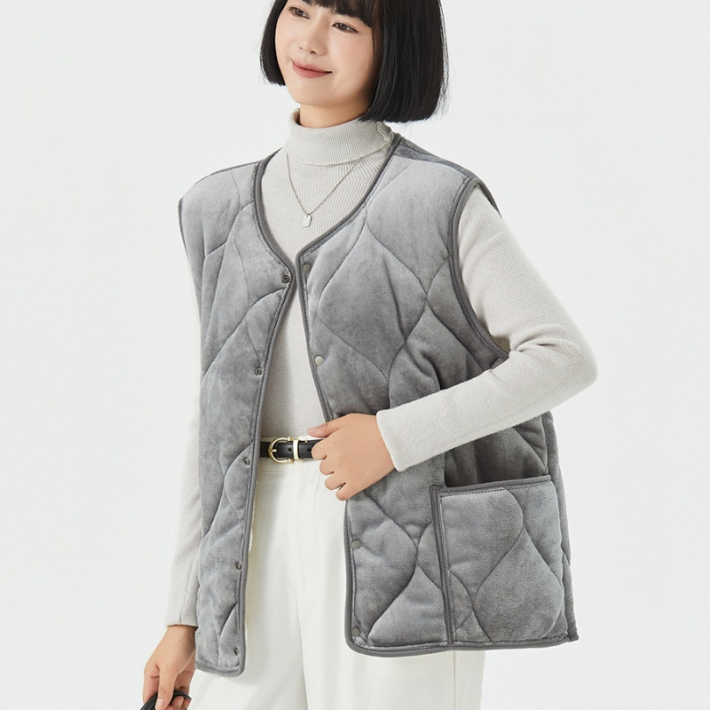 Γιλέκο από μαλλί αρνιού με επένδυση φλίς, καμουφλάζ, μπροστινά κουμπιά, στενή γραμμή, χωρίς γιακά