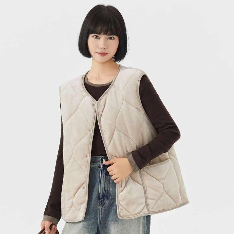 Γιλέκο από μαλλί αρνιού με επένδυση φλίς, καμουφλάζ, μπροστινά κουμπιά, στενή γραμμή, χωρίς γιακά