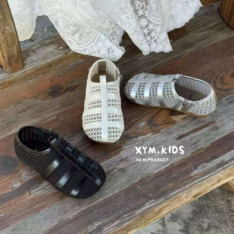 Sandale romane pentru copii, model korean, plasă perforată, vârf închis, Velcro, talpă din cauciuc, respirante, anti-derapare