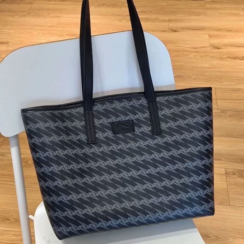 Tote torba s unisex stilom — poliester, PU podstava, proljeće 2024, svakodnevna upotreba