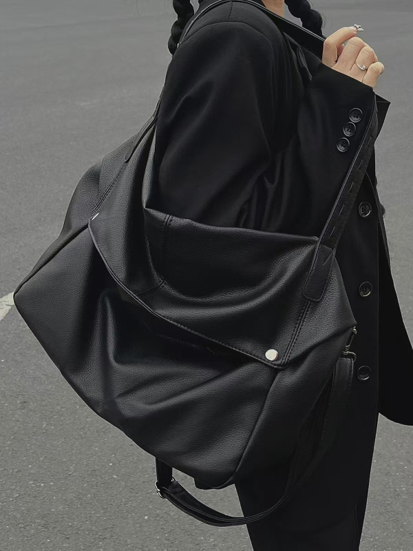 Ženska Tote torba - PU materijal, street trend, vodoravni kvadratni oblik, zatvoren otvor, skriveni džep sa zipom