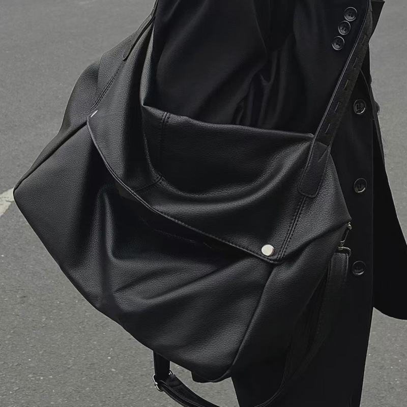 Ženska Tote torba - PU materijal, street trend, vodoravni kvadratni oblik, zatvoren otvor, skriveni džep sa zipom